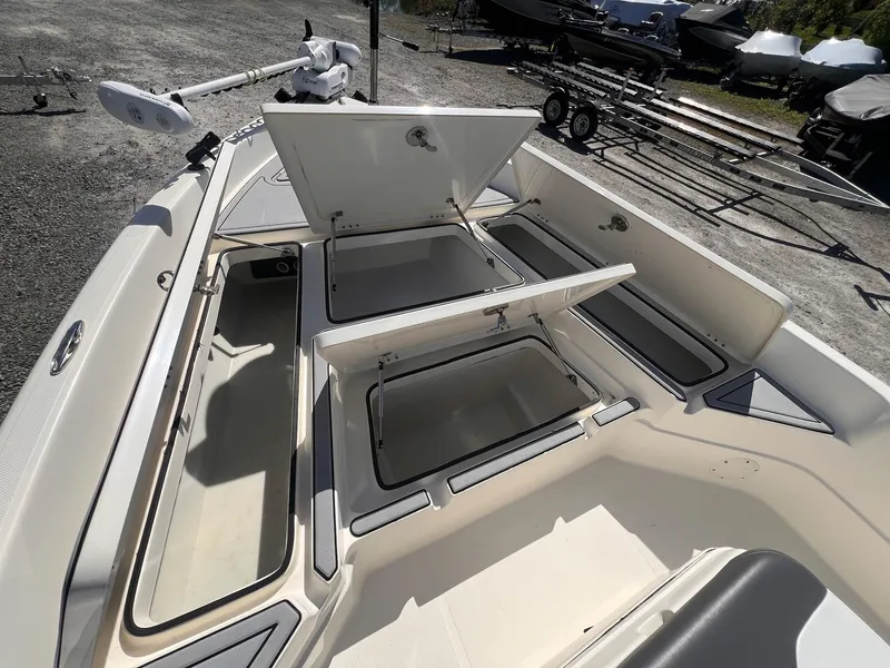 Slide: The Image of Skeeter SX 2250 2014 - 23