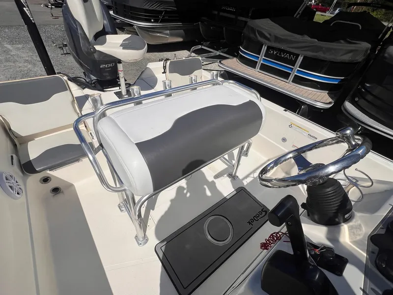 Slide: The Image of Skeeter SX 2250 2014 - 26