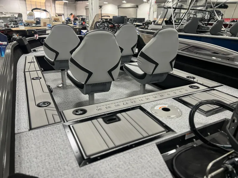 Slide: The Image of Starcraft Storm 176 SC Pro SE 2025 - 13