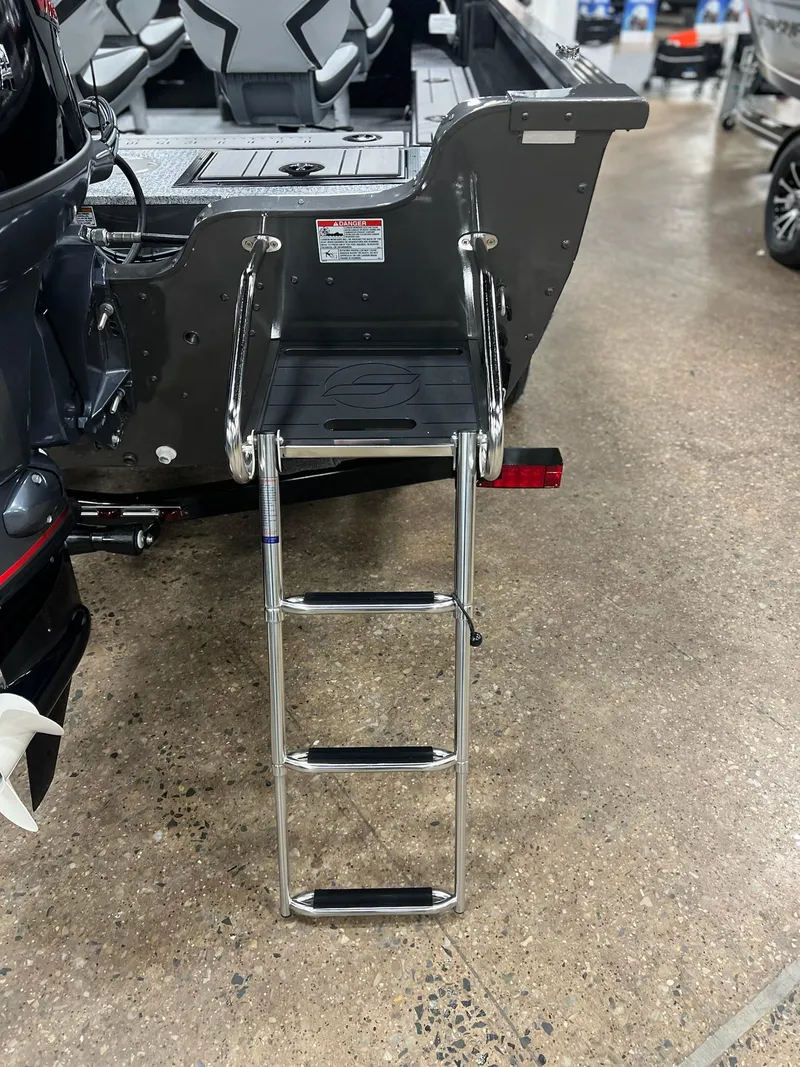 Slide: The Image of Starcraft Storm 176 SC Pro SE 2025 - 30