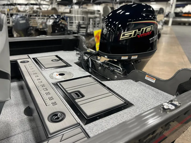 Slide: The Image of Starcraft Storm 176 SC Pro SE 2025 - 5