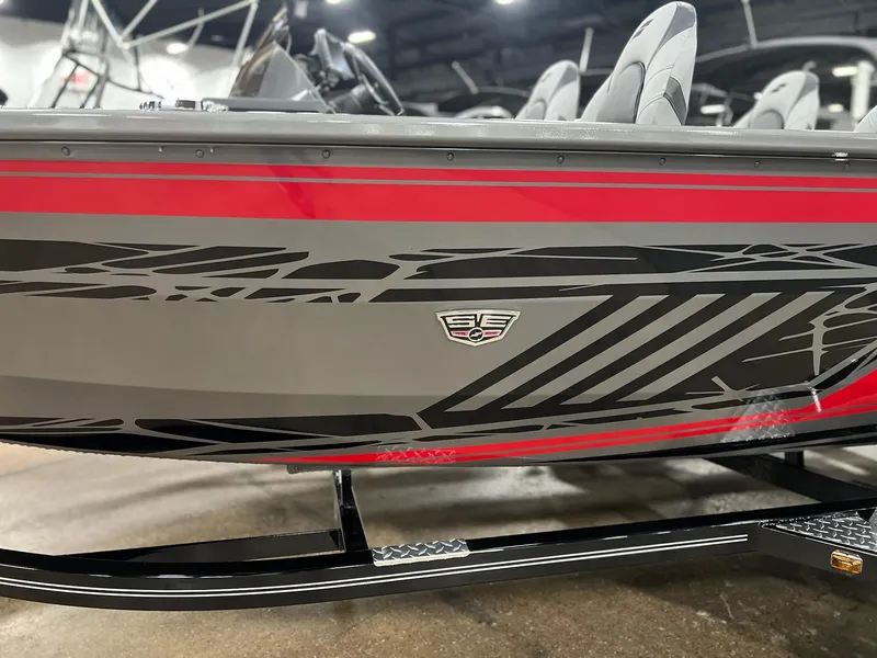 Slide: The Image of Starcraft Storm 176 SC Pro SE 2025 - 9