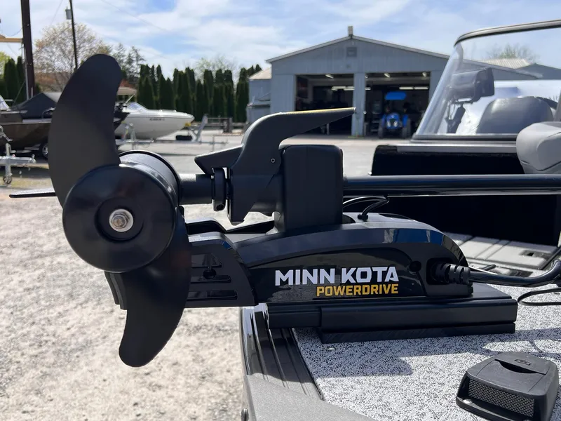 Slide: The Image of Minn Kota PowerDrive motor on 2025 Starcraft Storm 176 DC Pro SE boat. - 24