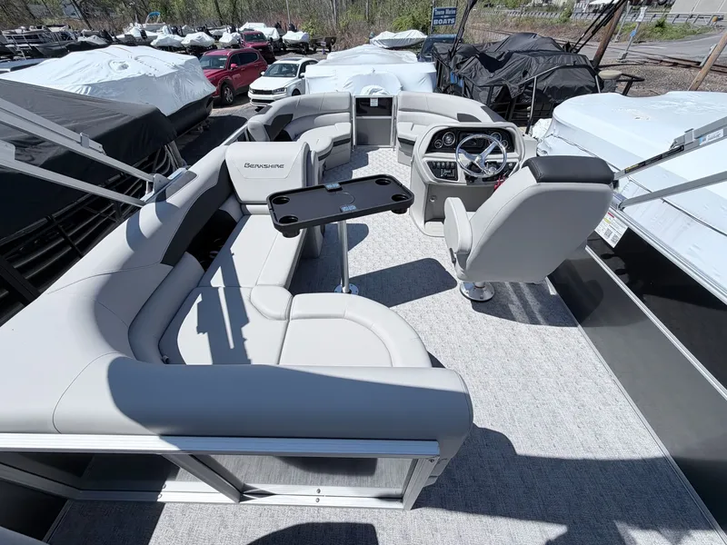 Slide: The Image of Berkshire LE Series 24RFC LE 2025 - 4