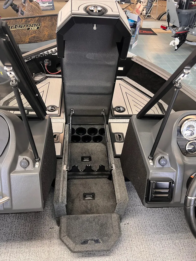 Slide: The Image of Starcraft Storm 176 DC Pro SE 2025 - 21