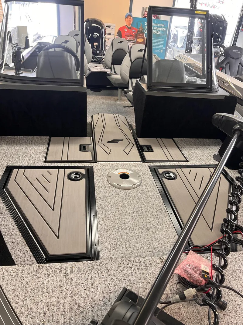 Slide: The Image of Starcraft Storm 176 DC Pro SE 2025 - 42