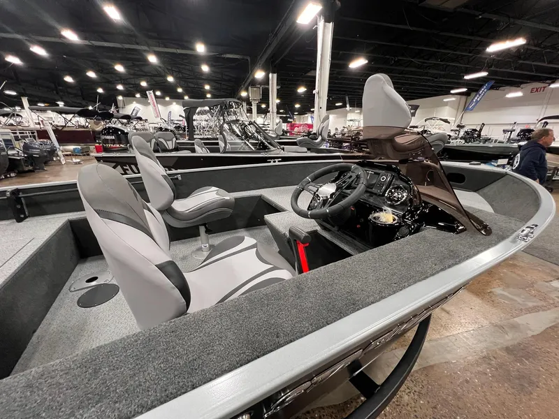 Slide: The Image of Starweld Fusion Pro 16 SC Pro 2025 - 10