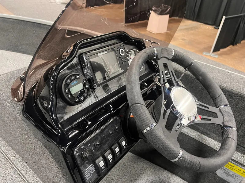 Slide: The Image of Starweld Fusion Pro 16 SC Pro 2025 - 6