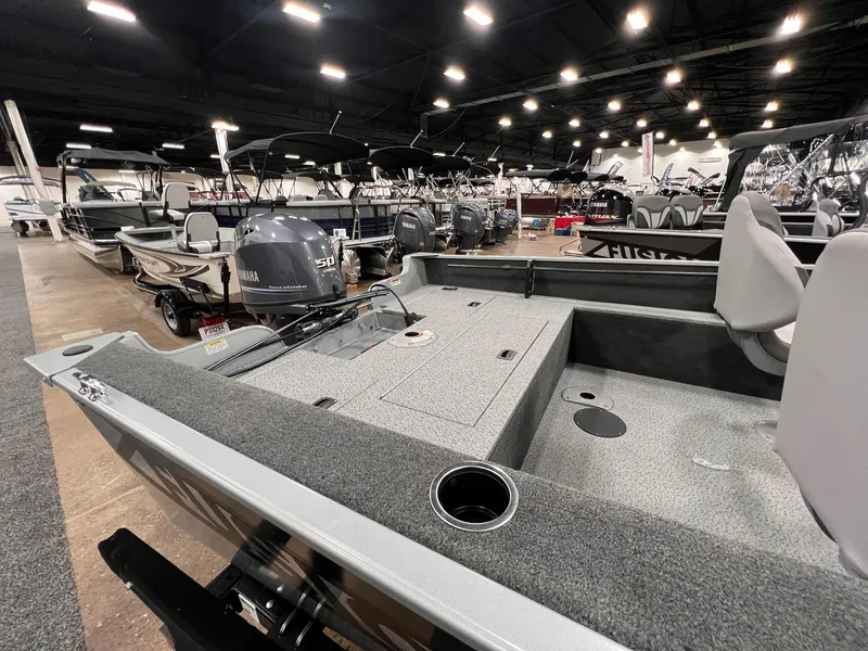 Slide: The Image of Starweld Fusion Pro 16 SC Pro 2025 - 8