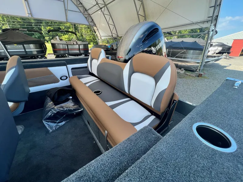 Slide: The Image of Starweld 20 Victory 2025 - 11