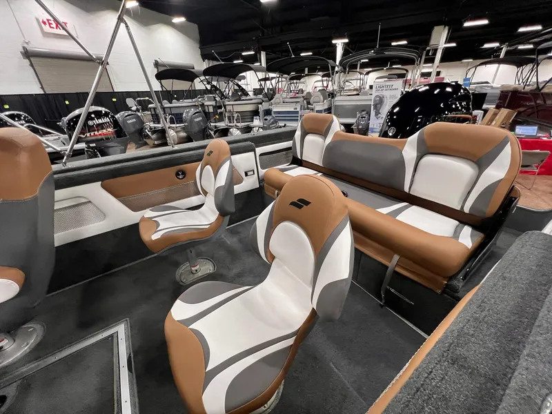 Slide: The Image of Starweld 20 Victory 2025 - 18