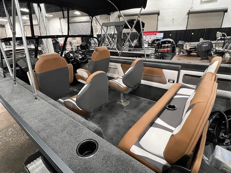 Slide: The Image of Starweld 20 Victory 2025 - 19