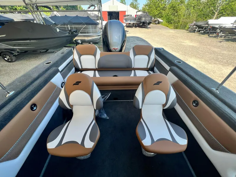 Slide: The Image of Starweld 20 Victory 2025 - 27