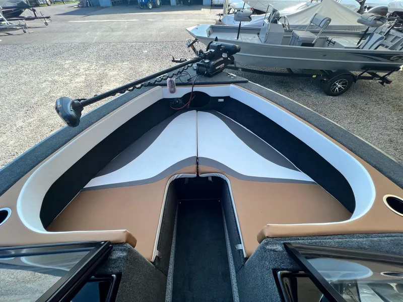 Slide: The Image of Starweld 20 Victory 2025 - 34