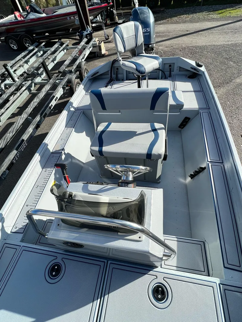 Slide: The Image of G3 17 CCJ DLX 2025 - 15