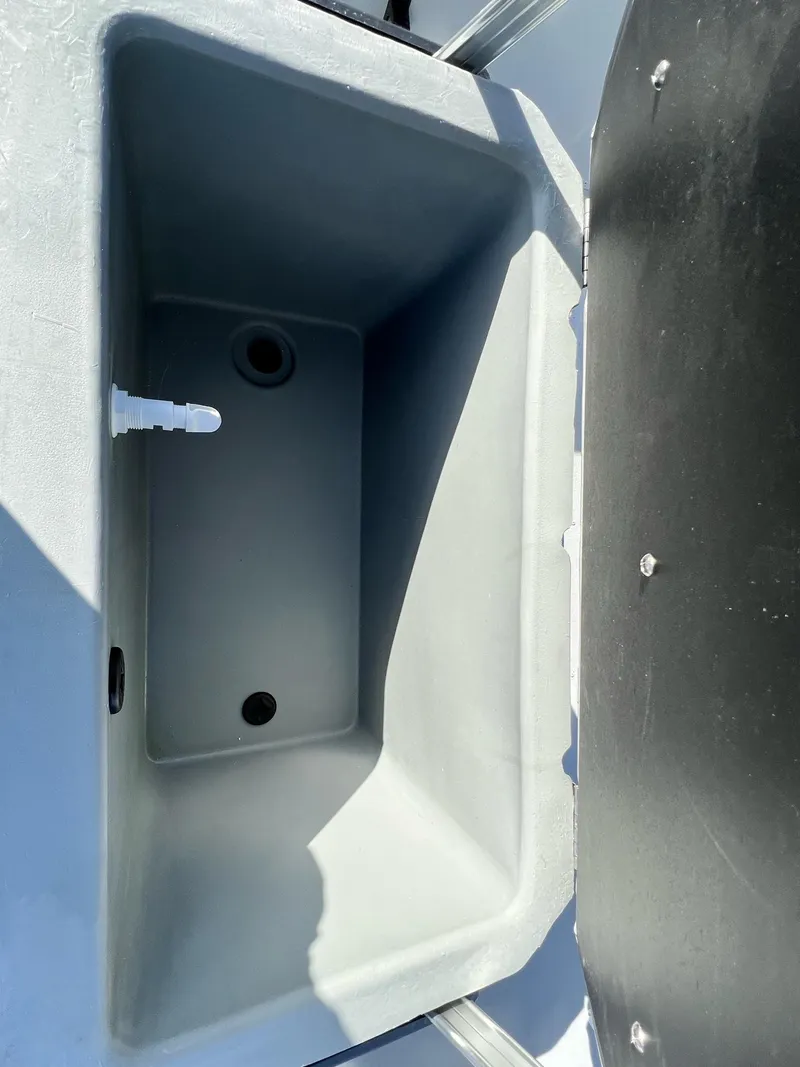 Slide: The Image of G3 17 CCJ DLX 2025 - 20