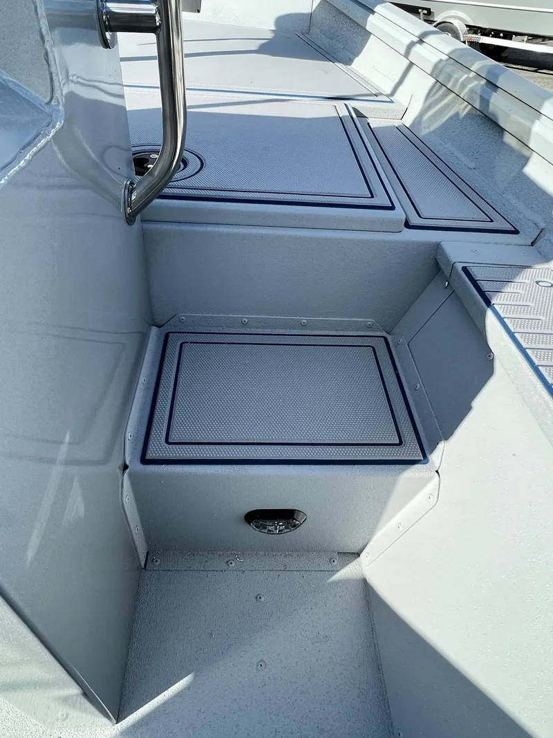 Slide: The Image of G3 17 CCJ DLX 2025 - 7