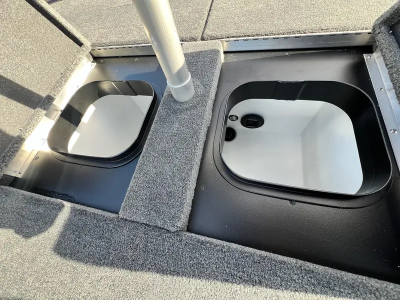 Slide: The Image of Skeeter ZXR20 2025 - 19