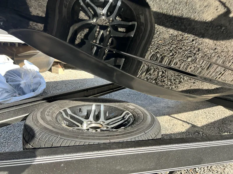 Slide: The Image of Skeeter ZXR20 2025 - 20