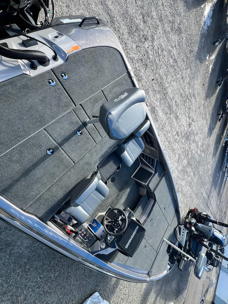 Slide: The Image of Skeeter ZXR20 2025 - 34