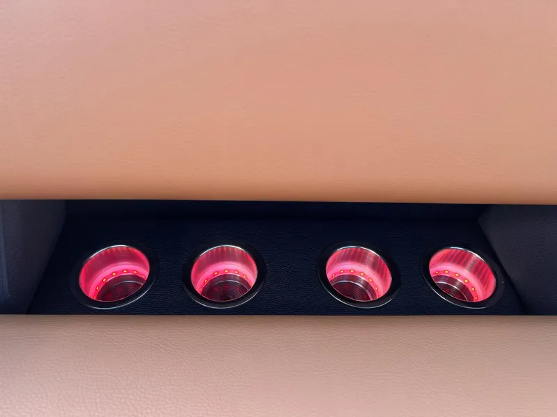 Slide: The Image of Berkshire 25E STS TRITOON 2025 - 14