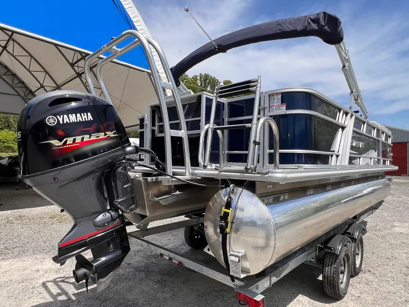 Slide: The Image of 2021 Starcraft EX Fish EX 22 FD pontoon boat with Yamaha VMAX outboard motor. - 8