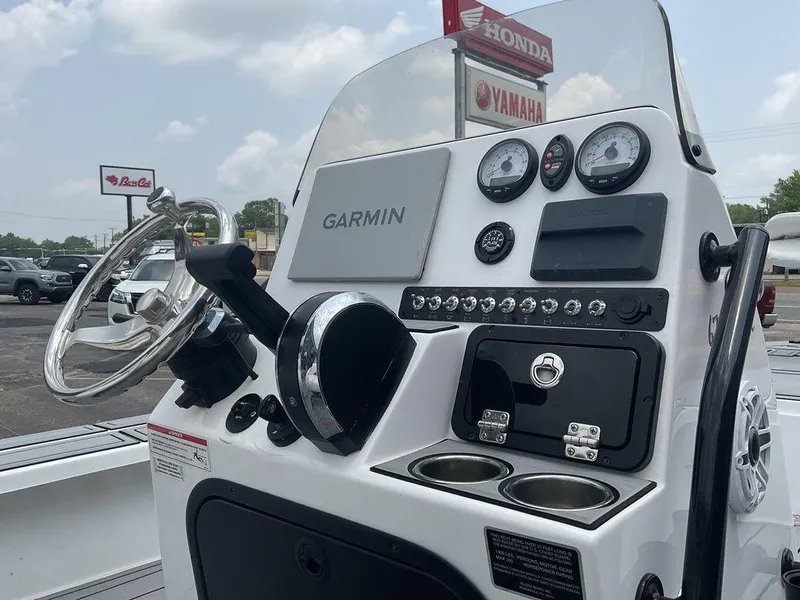 Slide: The Image of Blazer 675 Ultimate Bay 2024 - 26