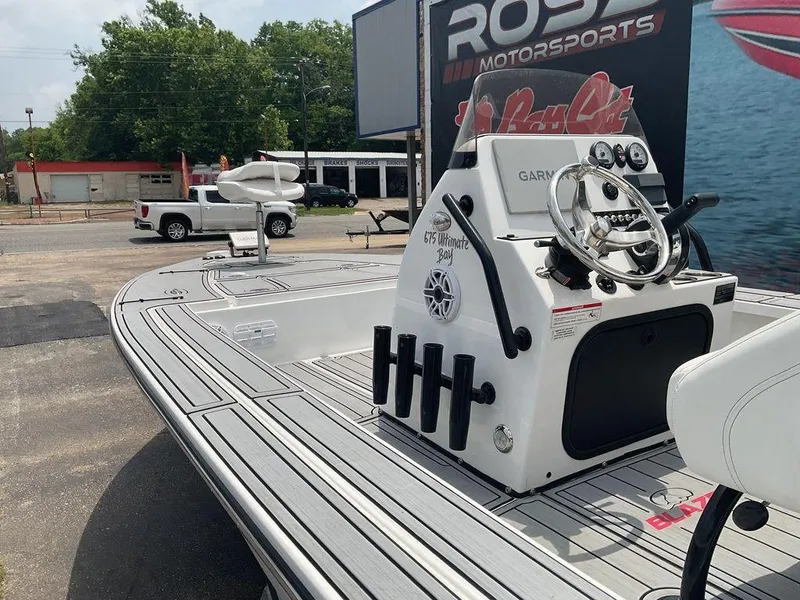 Slide: The Image of Blazer 675 Ultimate Bay 2024 - 8