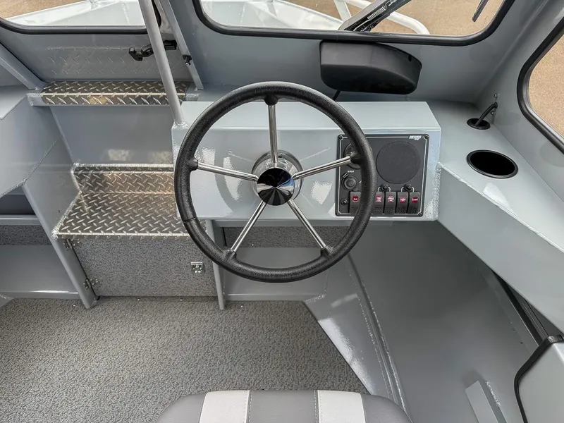 Slide: The Image of Hewescraft 200 ProV ET 2025 - 10