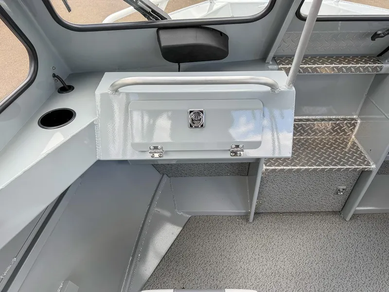 Slide: The Image of Hewescraft 200 ProV ET 2025 - 11