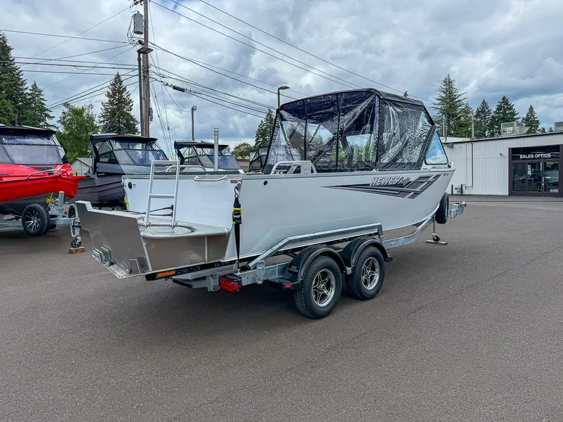 Slide: The Image of Hewescraft 200 ProV ET 2025 - 3