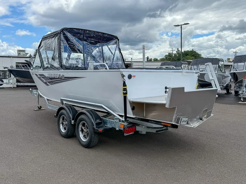 Slide: The Image of Hewescraft 200 ProV ET 2025 - 5