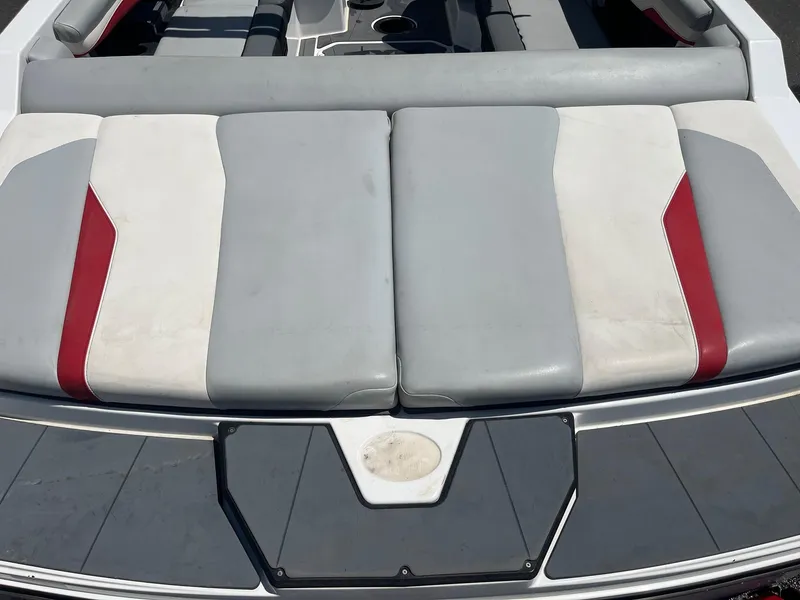 Slide: The Image of Axis T220 2022 - 15