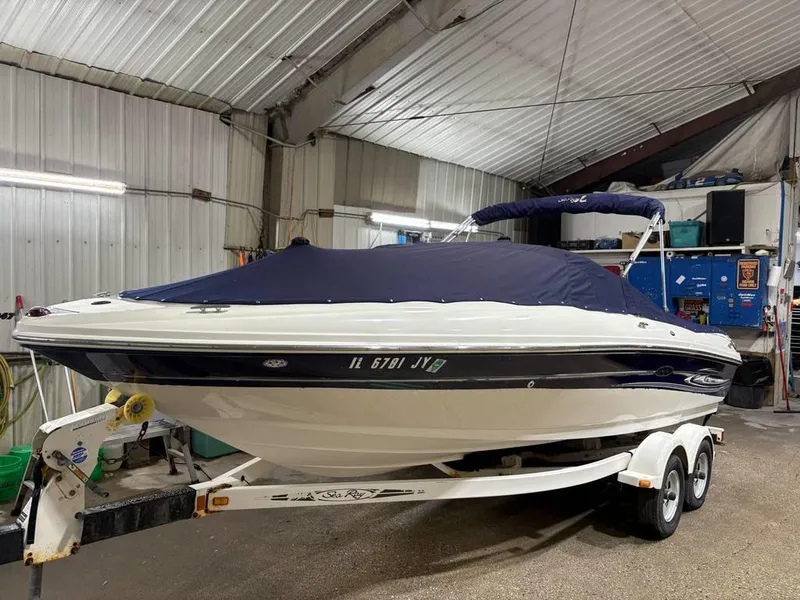 Slide: The Image of Sea Ray 205 Sport 2005 - 11