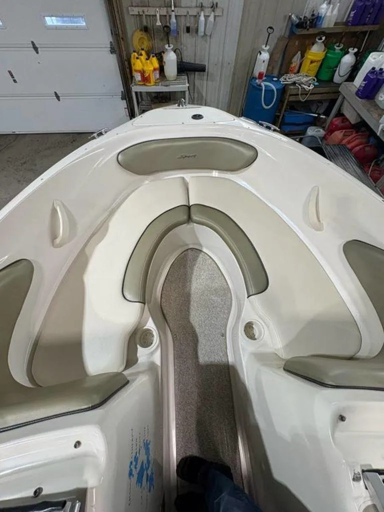 Slide: The Image of Sea Ray 205 Sport 2005 - 5