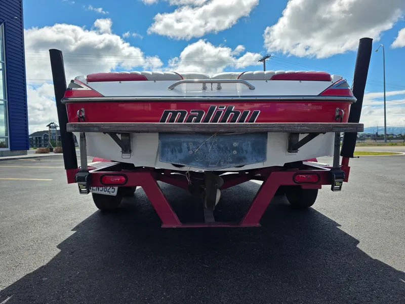 Slide: The Image of Malibu Response LXi 2004 - 10