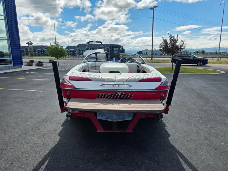 Slide: The Image of Malibu Response LXi 2004 - 8