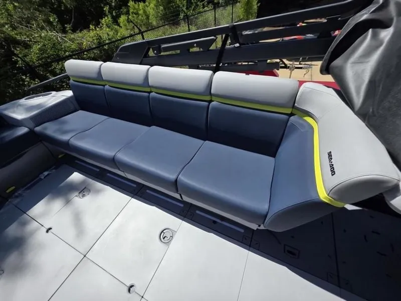 Slide: The Image of Sea-Doo Switch Cruise Limited 21 2025 - 5