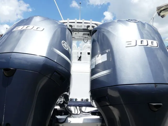 Slide: The Image of Sportsman Open 282TE Center Console 2020 - 5