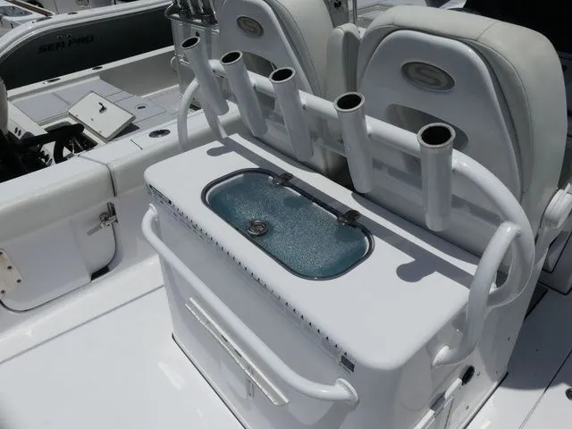 Slide: The Image of Sportsman Open 282TE Center Console 2020 - 9