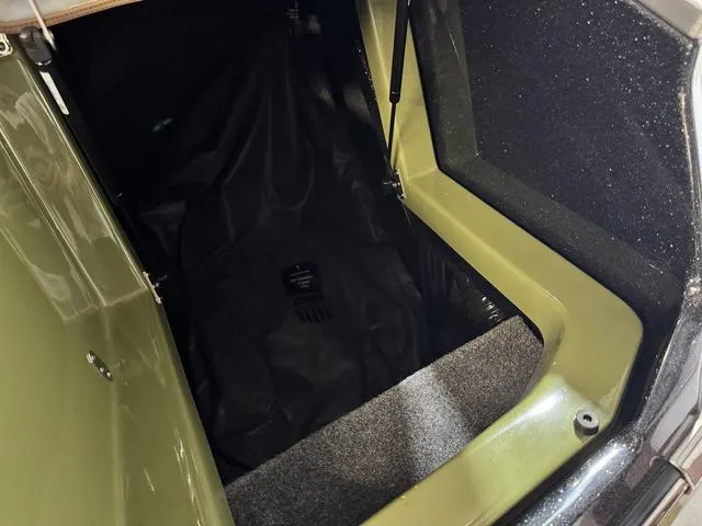 Slide: The Image of MasterCraft X24 2025 - 17