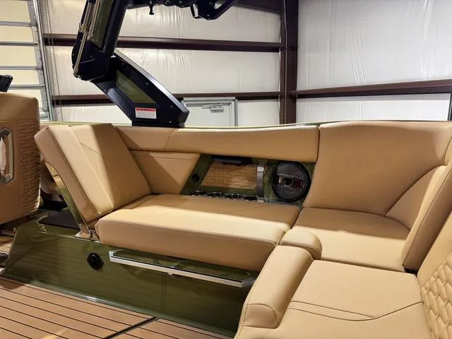 Slide: The Image of MasterCraft X24 2025 - 25