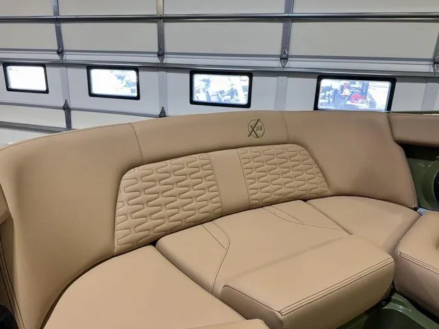 Slide: The Image of MasterCraft X24 2025 - 43