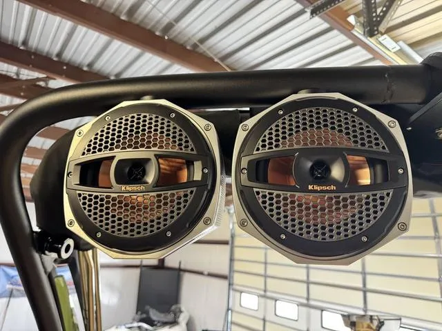 Slide: The Image of MasterCraft X24 2025 - 48