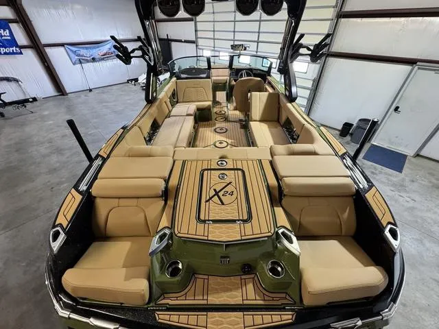 Slide: The Image of MasterCraft X24 2025 - 9