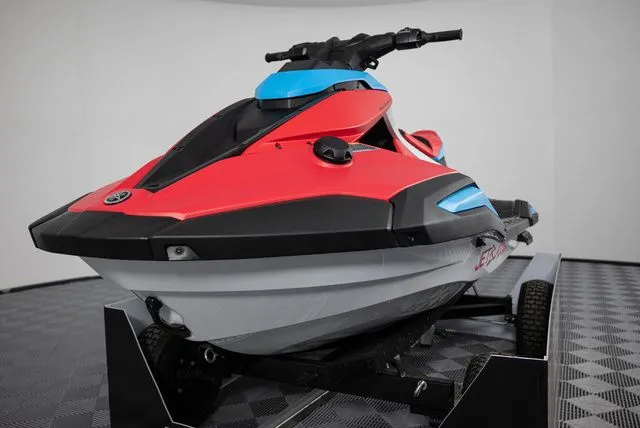 Slide: The Image of Yamaha JetBlaster DLX 3-Up 2025 - 14