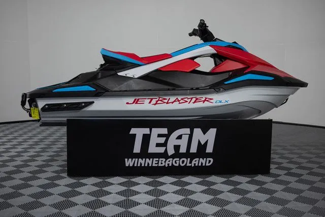 Slide: The Image of Yamaha JetBlaster DLX 3-Up 2025 - 6