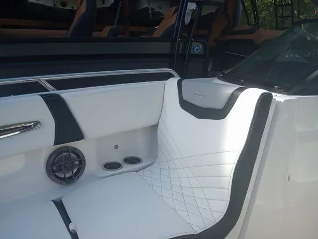 Slide: The Image of Chaparral 247 SSX 2023 - 7