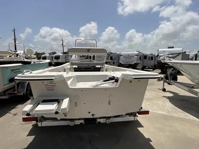 Slide: The Image of Carolina E18JVX 2025 - 4