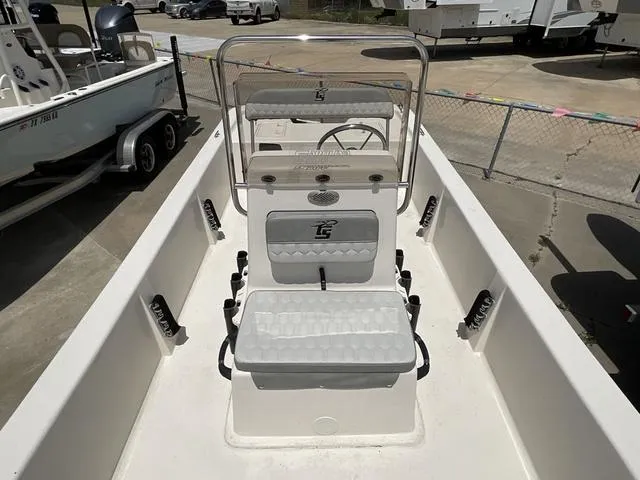 Slide: The Image of Carolina E18JVX 2025 - 7